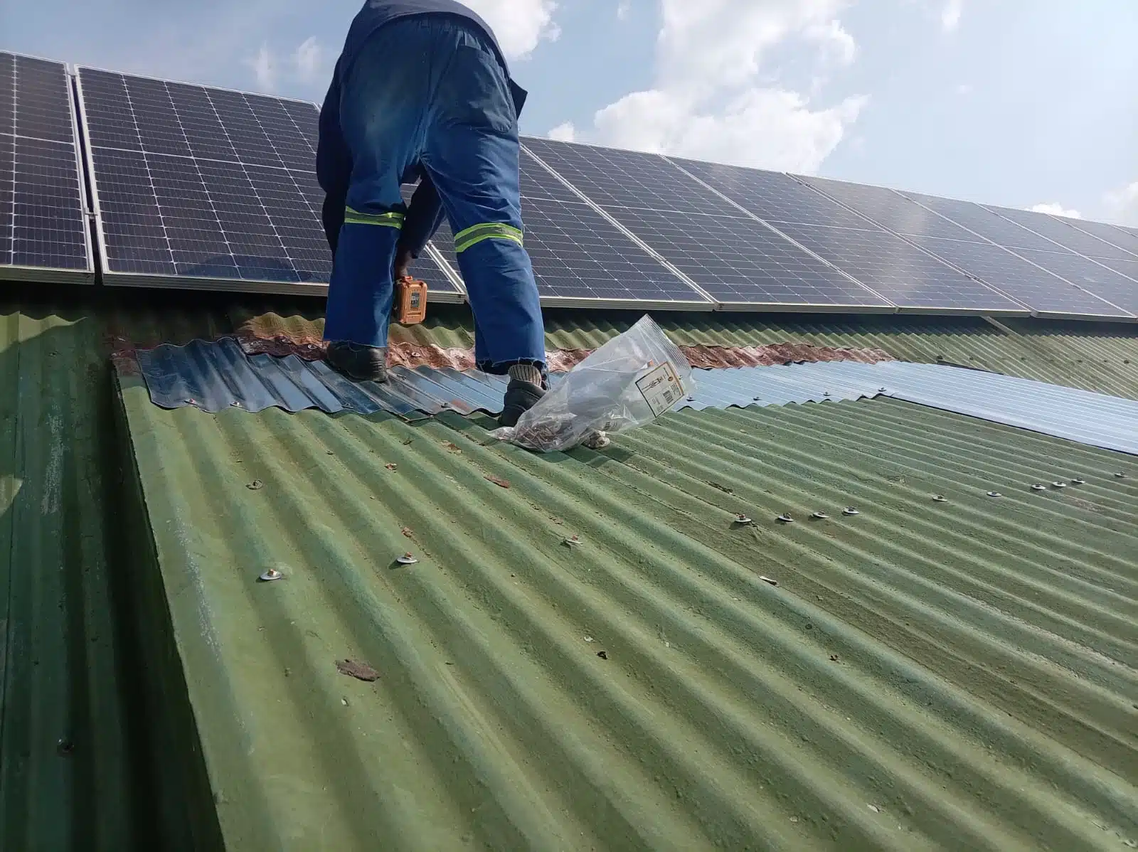 Corrugated roof restoration in Douglasdale, project photo 4